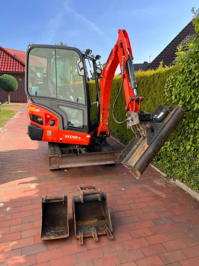 Minibagger in ausfahren zustand